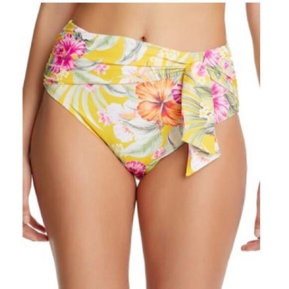 Bleu by Rod Beattie Paradiso High Waist
Draped Tie Bikini Bottoms Canary
Gold 14 - Picture 13 of 13